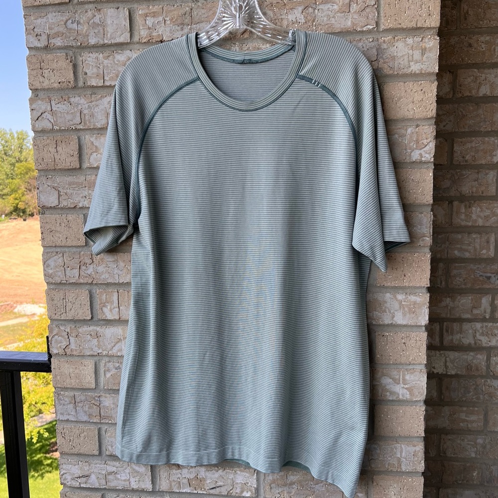 Lululemon Men’s Training Tee